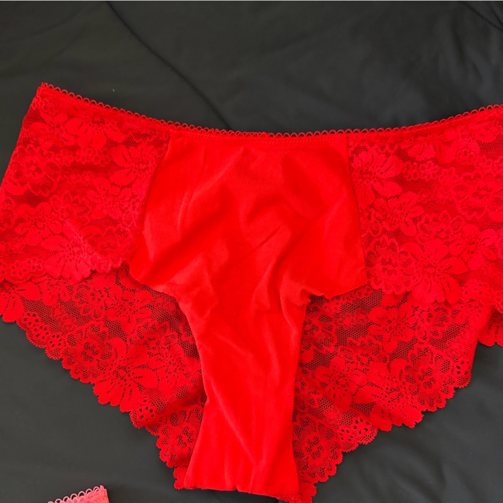 PINK Victoria's Secret Red Lace seamless cheeky